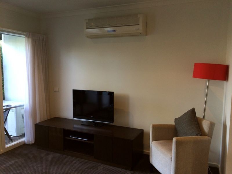 33/9 Greg Norman Drive, Point Cook VIC 3030