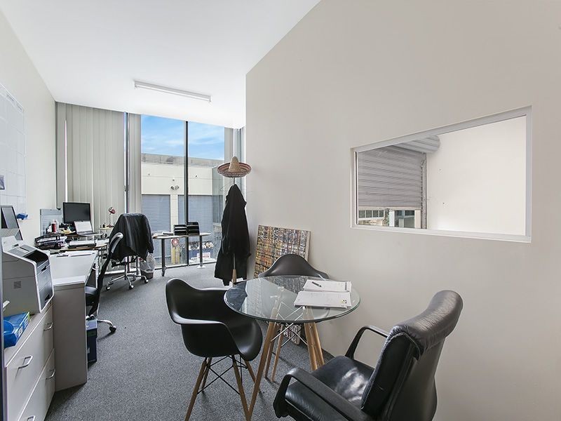 3/13-15 Burrows Road South, St Peters NSW 2044