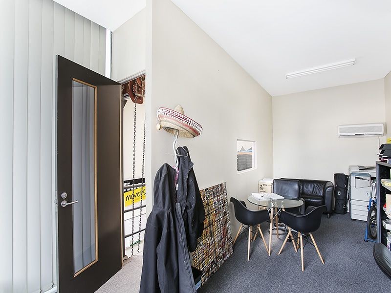 3/13-15 Burrows Road South, St Peters NSW 2044