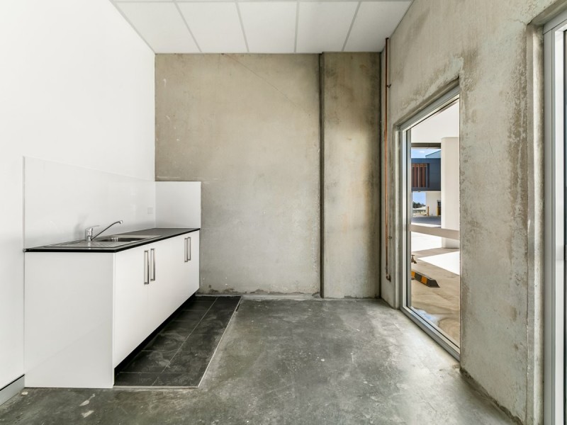 8/7-9 Jullian Close, Banksmeadow NSW 2019