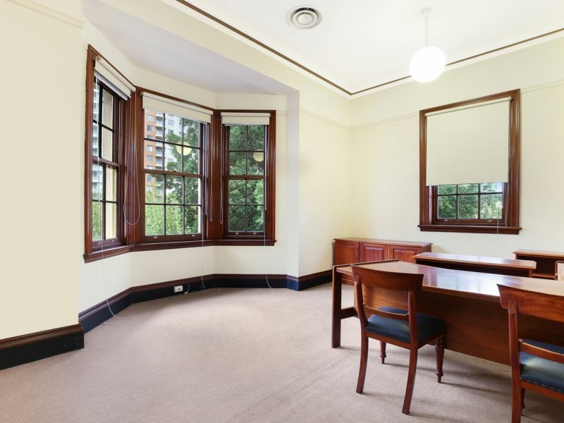 12 Todman Avenue, Kensington NSW 2033