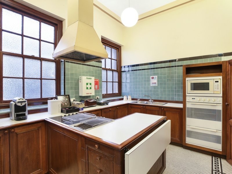 12 Todman Avenue, Kensington NSW 2033