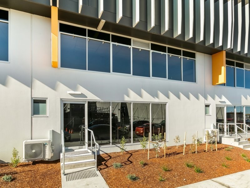 Unit 4, 5 & 6/8 Jullian Close, Banksmeadow NSW 2019