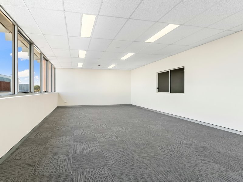 Unit 4, 5 & 6/8 Jullian Close, Banksmeadow NSW 2019