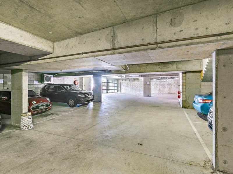 35 Garema Circuit, Kingsgrove NSW 2208