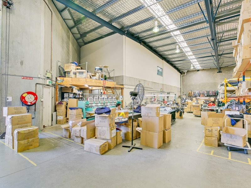 35 Garema Circuit, Kingsgrove NSW 2208