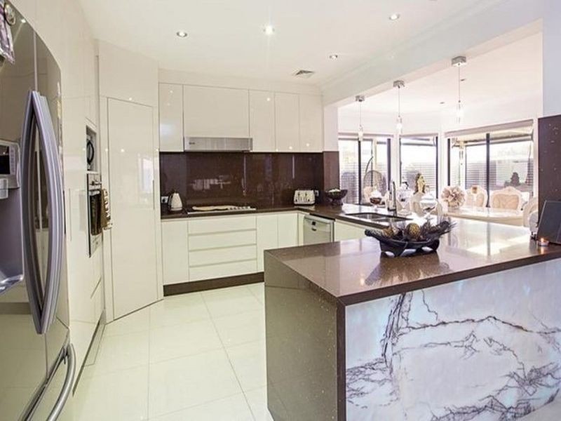 27 Carmichael Drive, West Hoxton NSW 2171