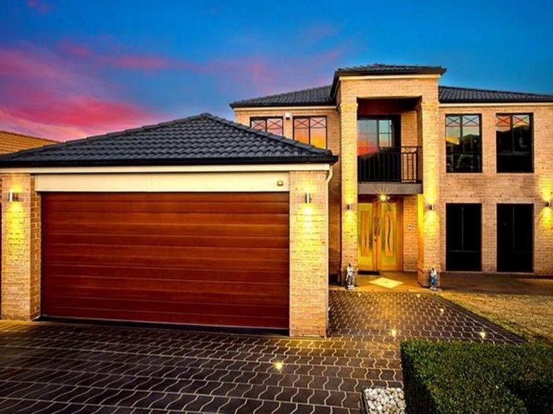 27 Carmichael Drive, West Hoxton NSW 2171