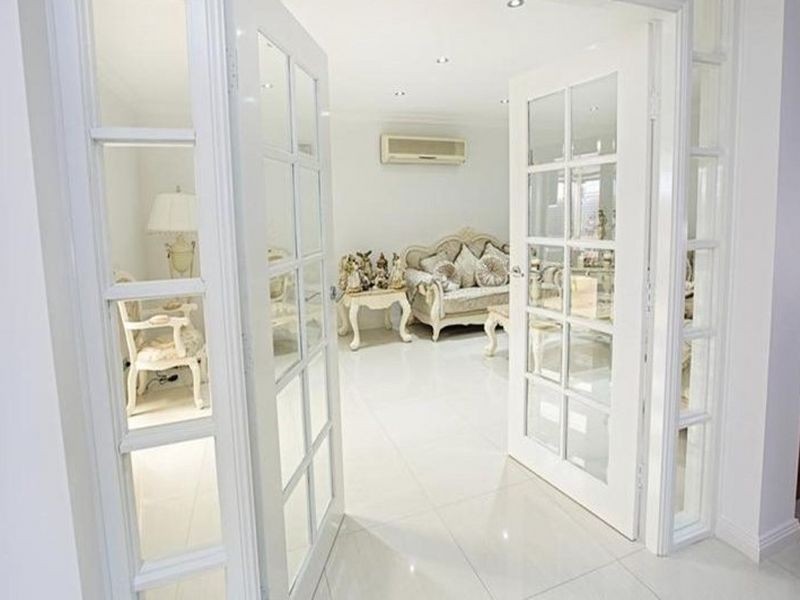 27 Carmichael Drive, West Hoxton NSW 2171