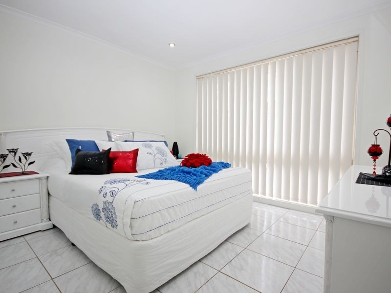 9 Marciano Close, Edensor Park NSW 2176