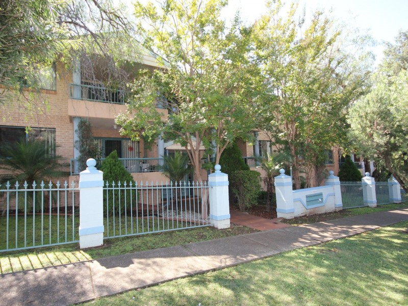 14/13-17 Bailey Street, Westmead NSW 2145