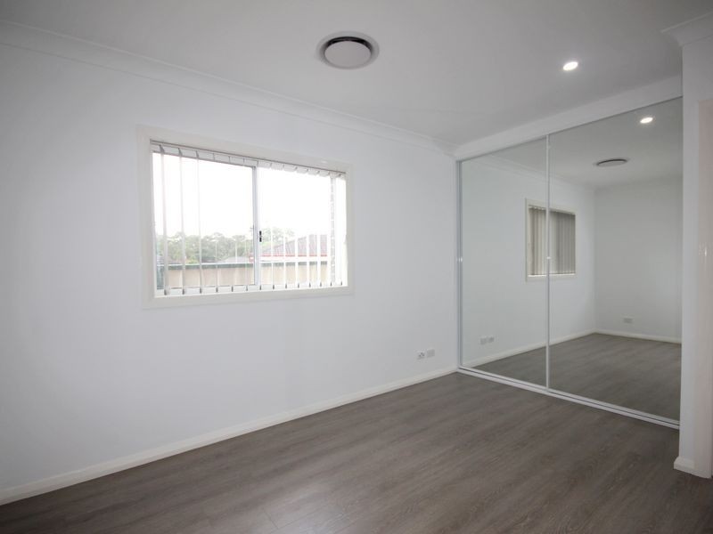 19a Arrowhead Road, Greenfield Park NSW 2176