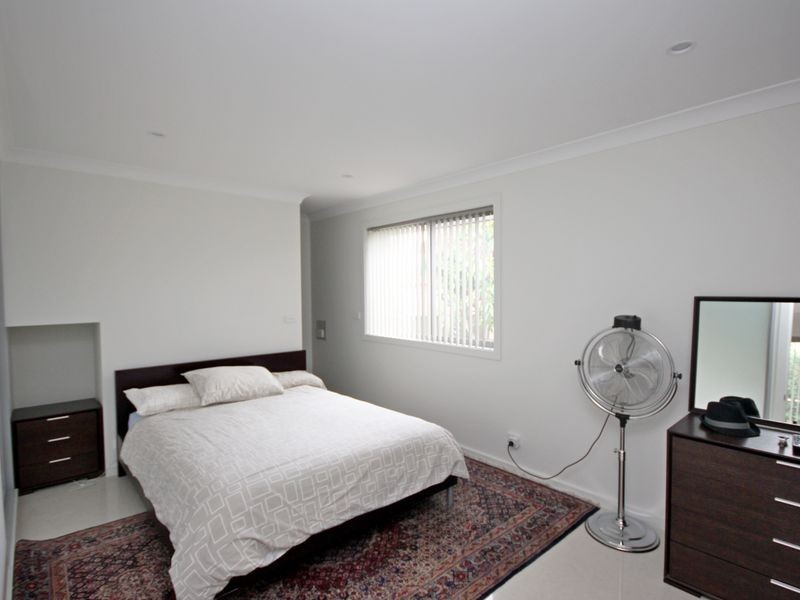 15A Dandenong Close, Bossley Park NSW 2176