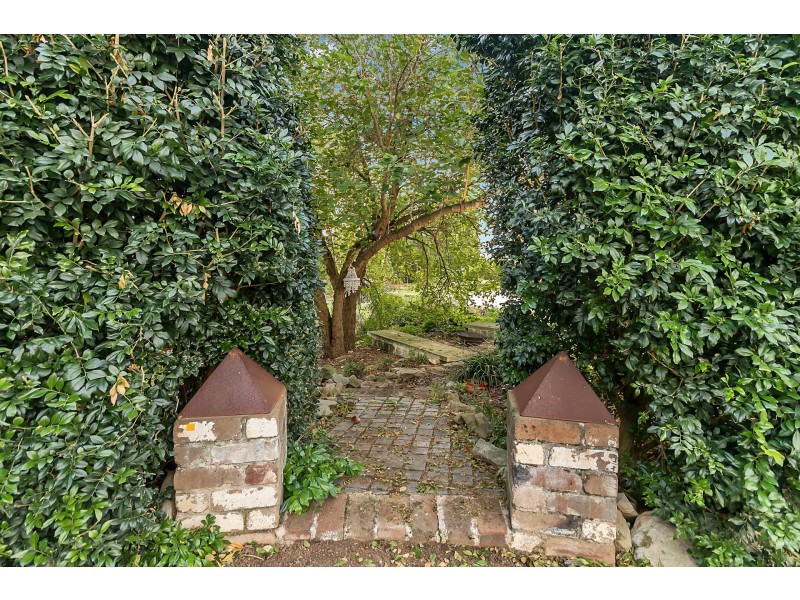 1799 The Horsley Drive, Horsley Park NSW 2175