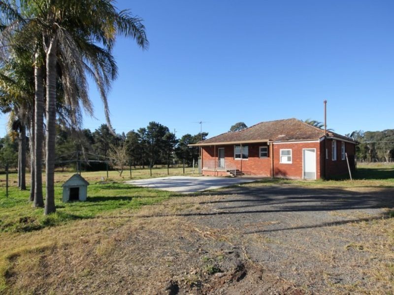 5 Clementson Drive, Rossmore NSW 2557