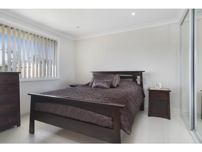 9 Marciano Close, Edensor Park NSW 2176