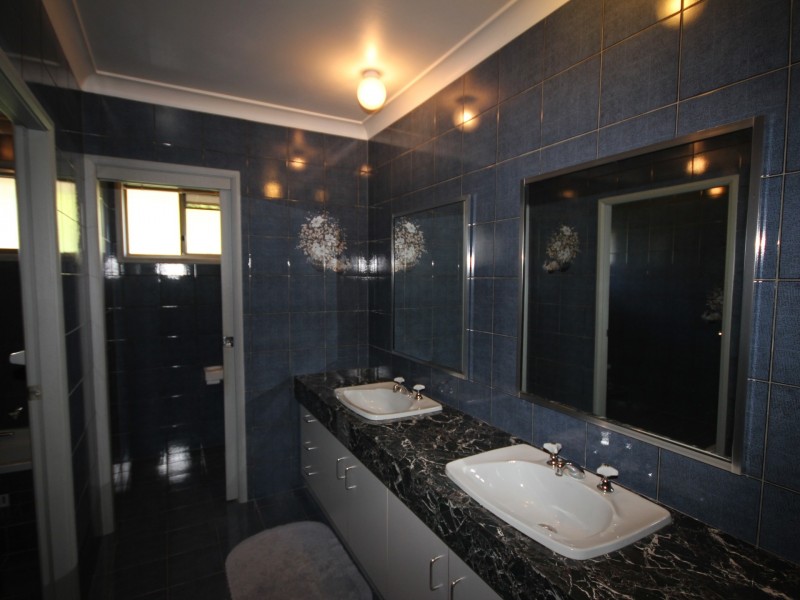 179 Mimosa Road, Bossley Park NSW 2176