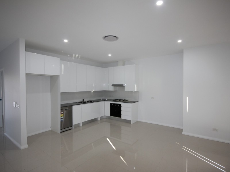 4/620 Polding Street, Bossley Park NSW 2176