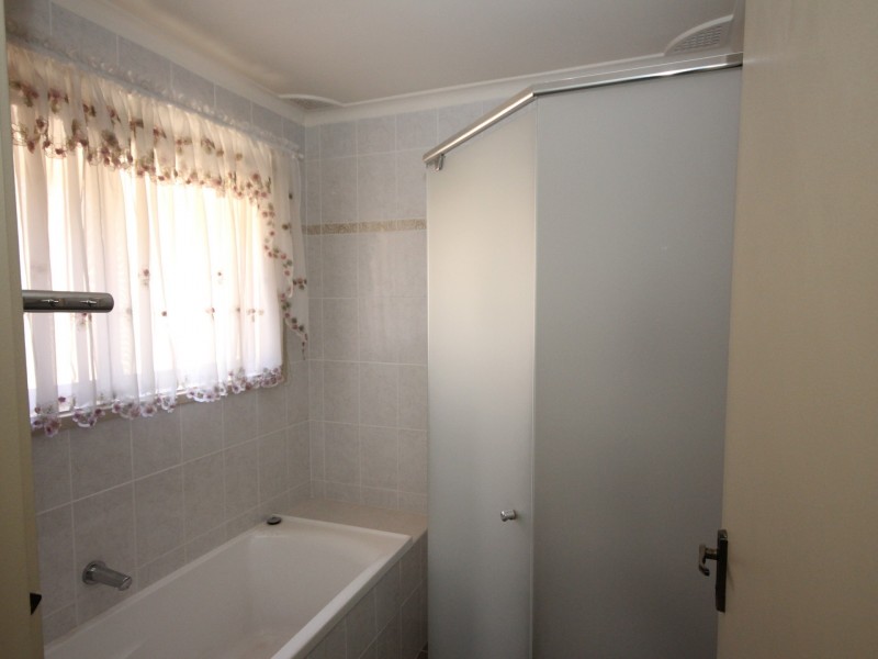 29 Nineveh Crescent, Greenfield Park NSW 2176