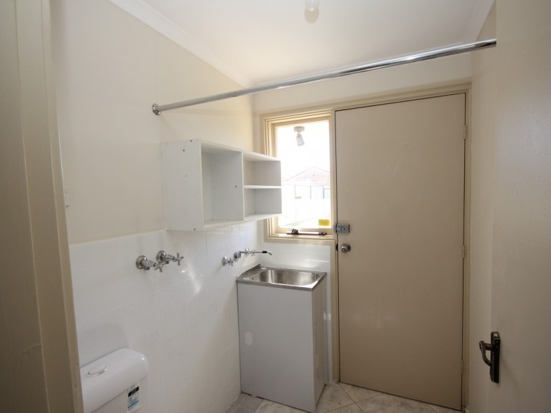 29 Nineveh Crescent, Greenfield Park NSW 2176