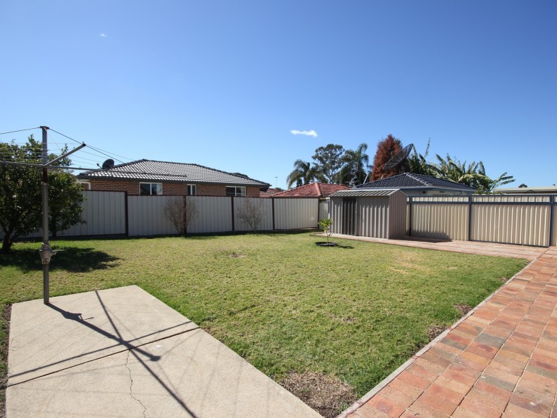 29 Nineveh Crescent, Greenfield Park NSW 2176