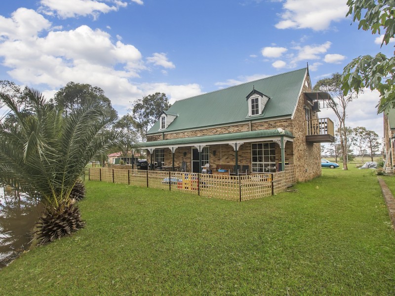 6 Carrington Road (Corner The Northern Rd), Bringelly NSW 2556