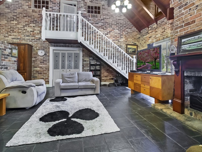 6 Carrington Road (Corner The Northern Rd), Bringelly NSW 2556