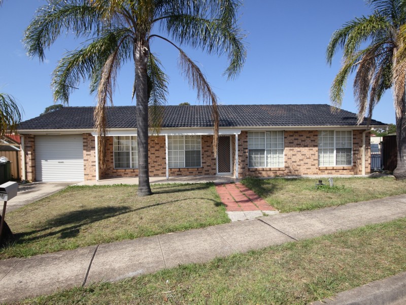 2 Gundagai Crescent, Wakeley NSW 2176