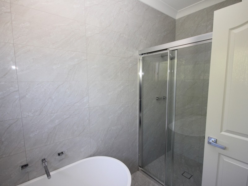 15 Whitlam Avenue, Edensor Park NSW 2176