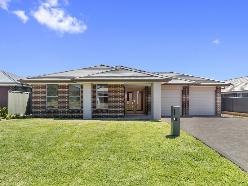 23 Jenolan Circuit, Harrington Park NSW 2567