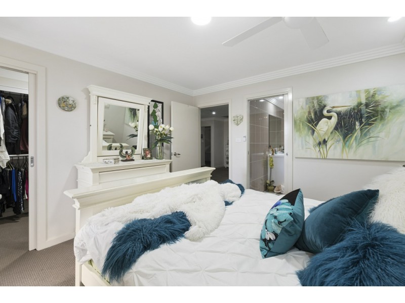 1a Falklands Avenue, Bossley Park NSW 2176