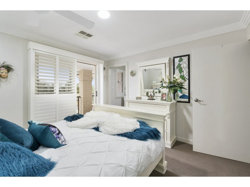 1a Falklands Avenue, Bossley Park NSW 2176