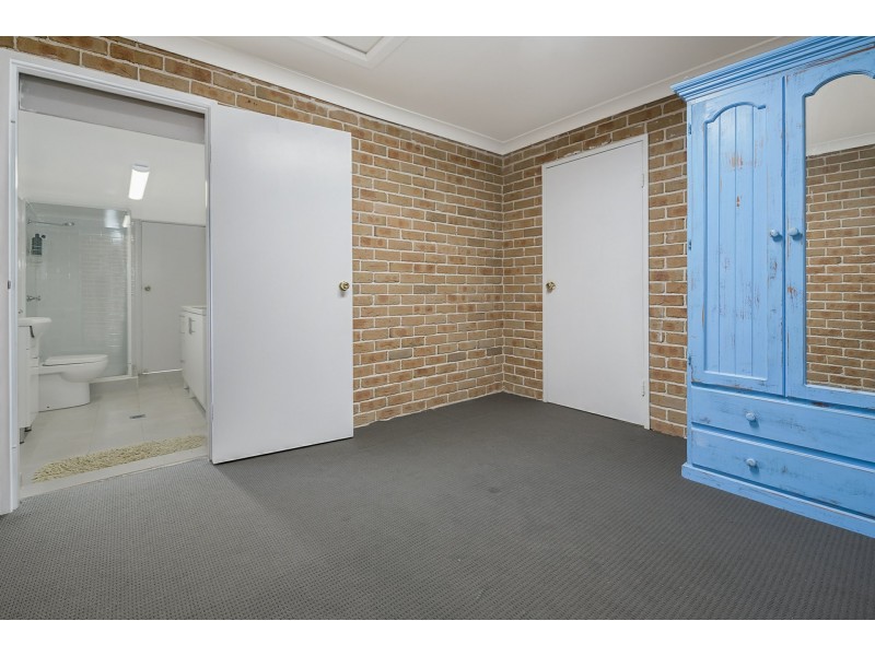 1a Falklands Avenue, Bossley Park NSW 2176