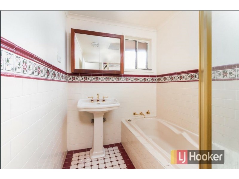 14 Southee Circuit, Oakhurst NSW 2761