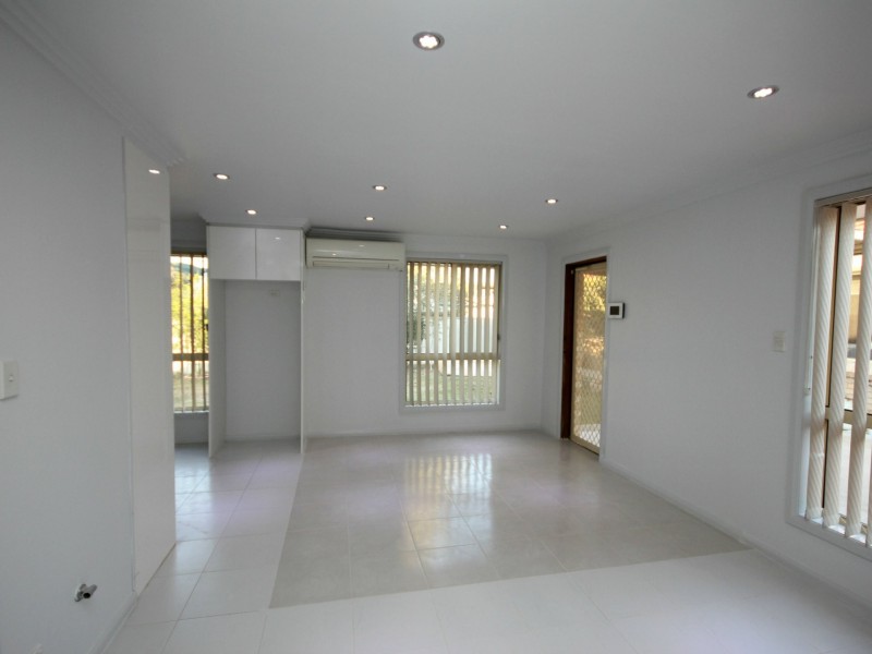 1a Bronsdon Street, Smithfield NSW 2164