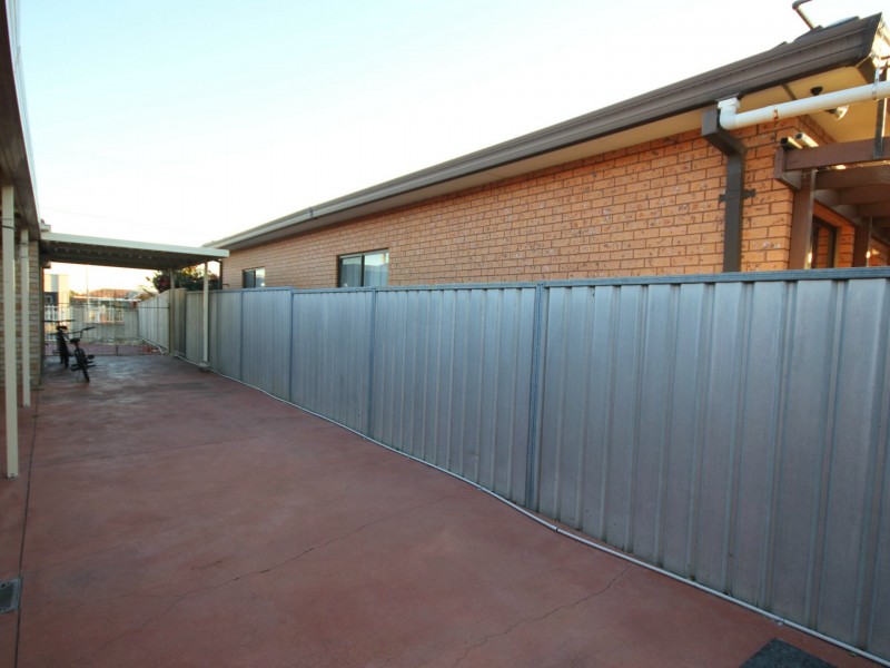 1a Bronsdon Street, Smithfield NSW 2164