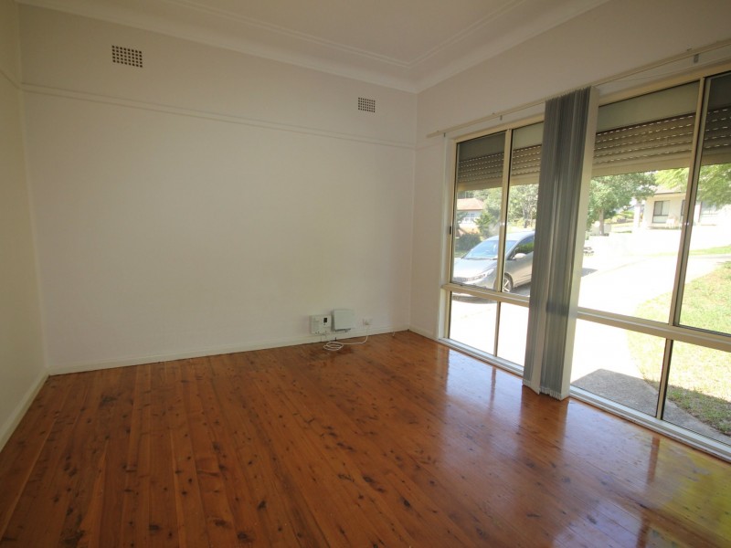 34 Austin Avenue, Campbelltown NSW 2560