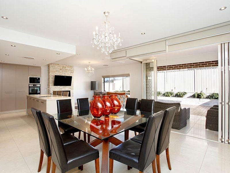 26 Bird Walton Avenue, Middleton Grange NSW 2171