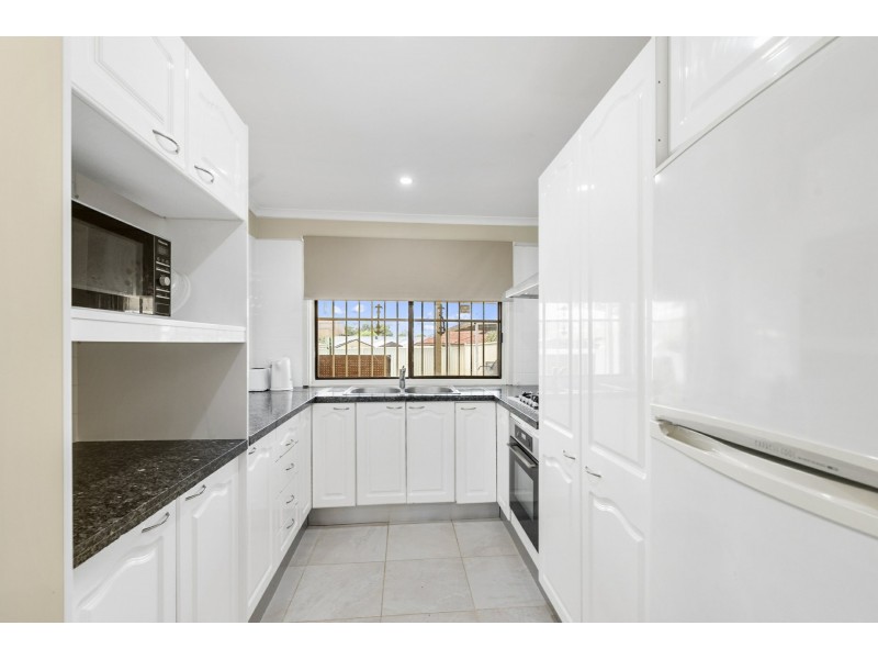 5 Lawton Place, Oakhurst NSW 2761