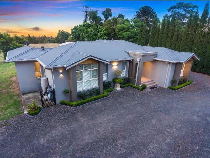 35-37 Jamieson Close, Horsley Park NSW 2175