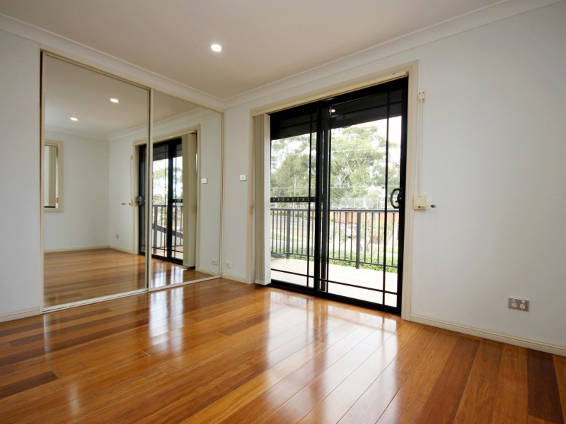 10 Hollywood Street, South Wentworthville NSW 2145