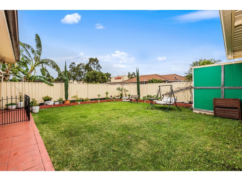 4 Osprey Avenue, Green Valley NSW 2168