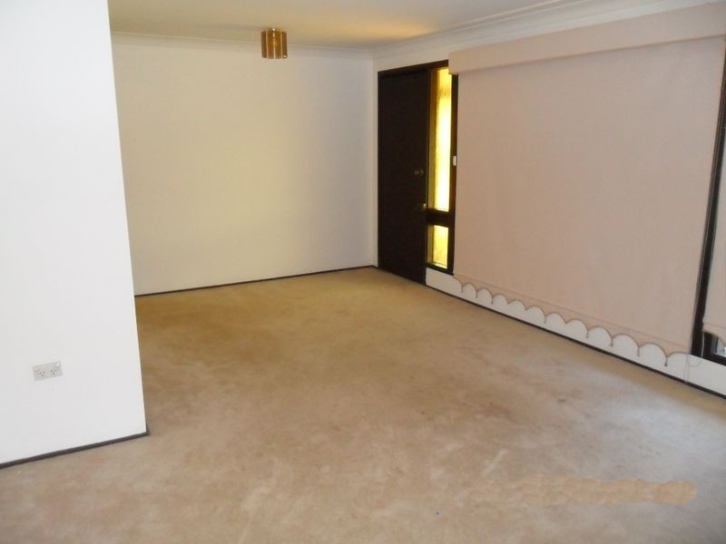 23 Rossmore Avenue West, Rossmore NSW 2557