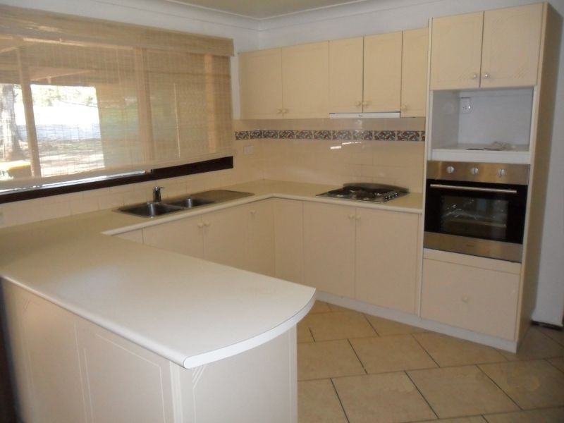23 Rossmore Avenue West, Rossmore NSW 2557