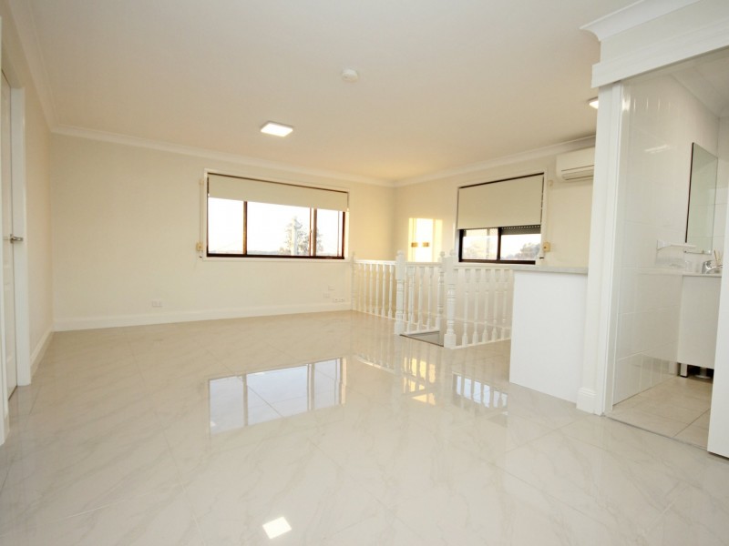 237 Brenan Street, Smithfield NSW 2164
