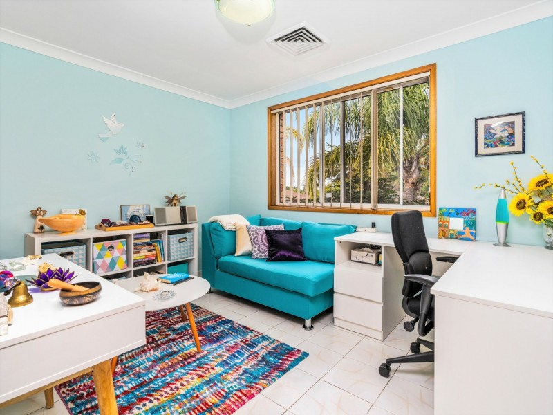 26 Woodlands Avenue, Bossley Park NSW 2176