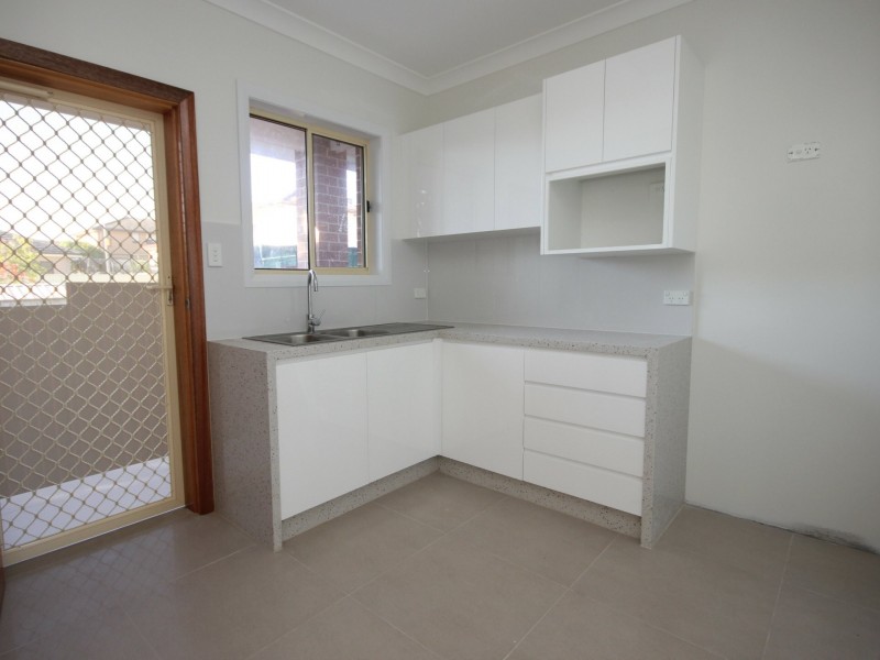 39 Rowley Street, Smithfield NSW 2164