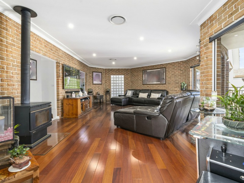 49 First Avenue, Hoxton Park NSW 2171