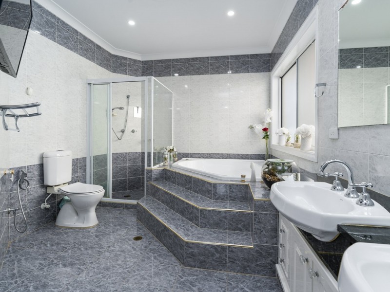 49 First Avenue, Hoxton Park NSW 2171