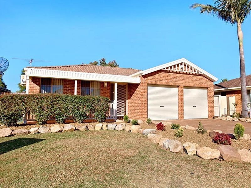 8 Taralga Street, Prestons NSW 2170